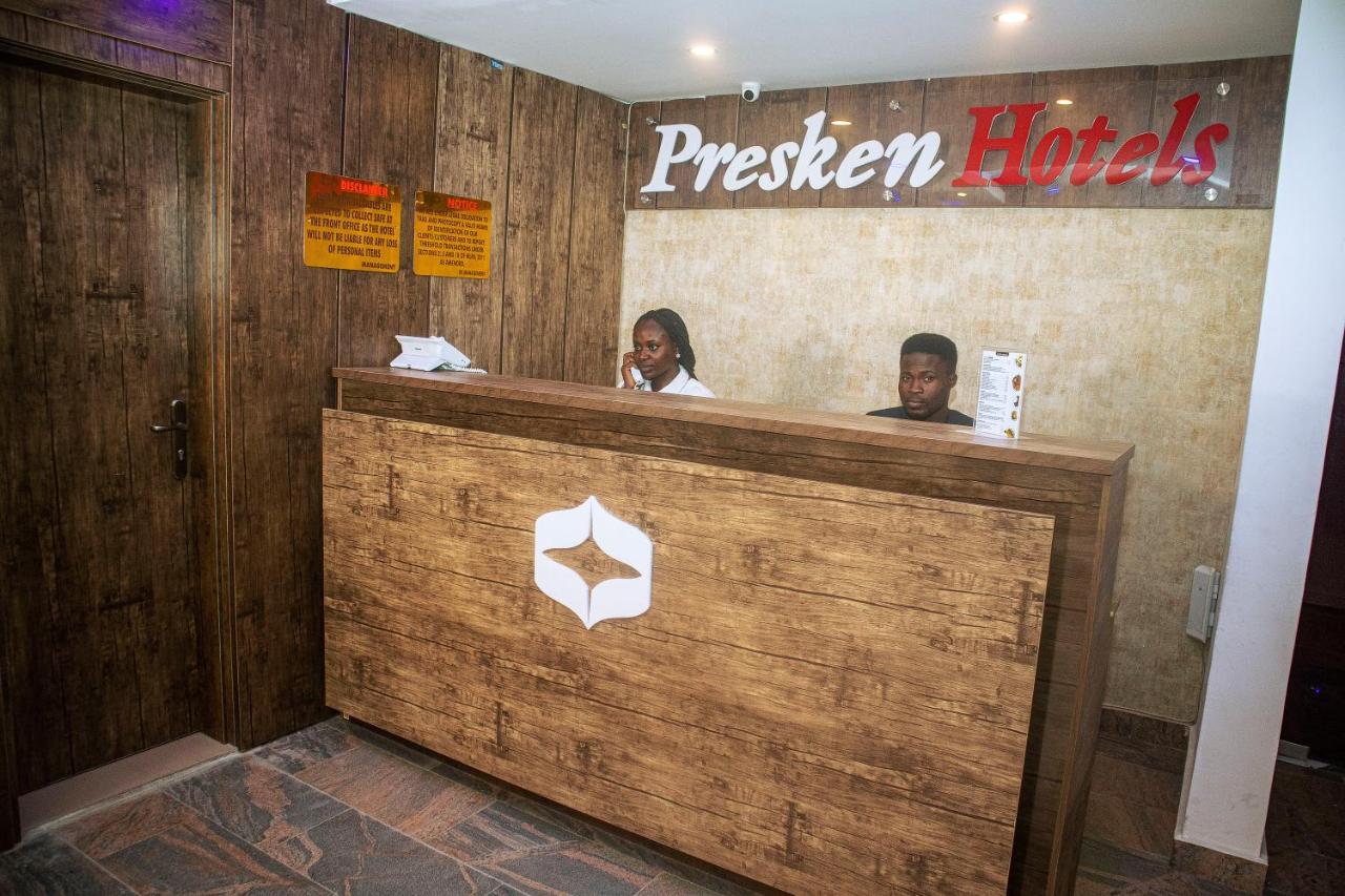Presken Hotels @Fajodd-4 อีเคจา ภายนอก รูปภาพ